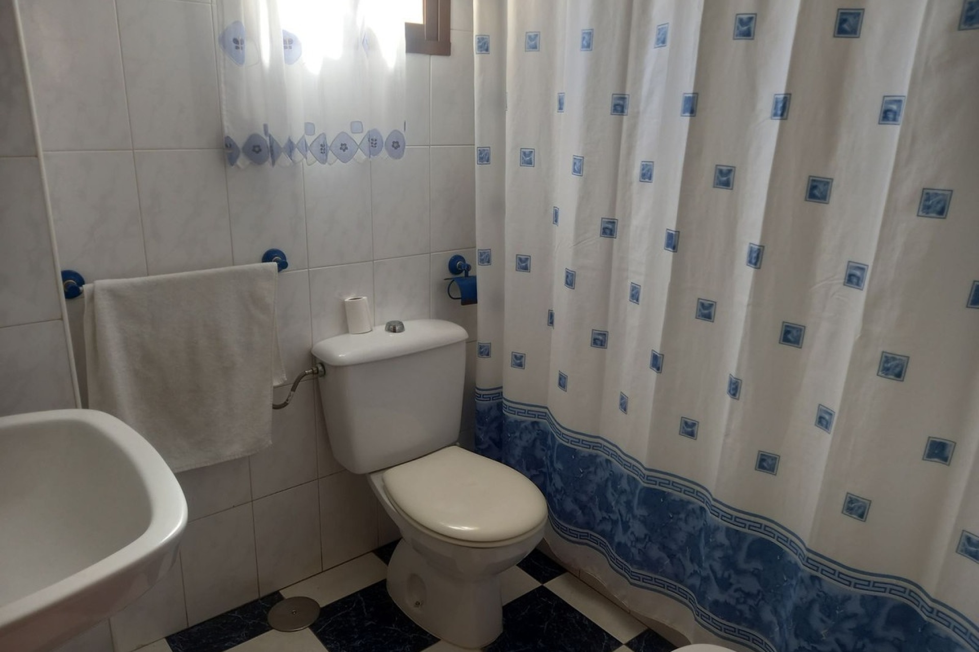 Resale - Villa - Estepona - Estepona Centro