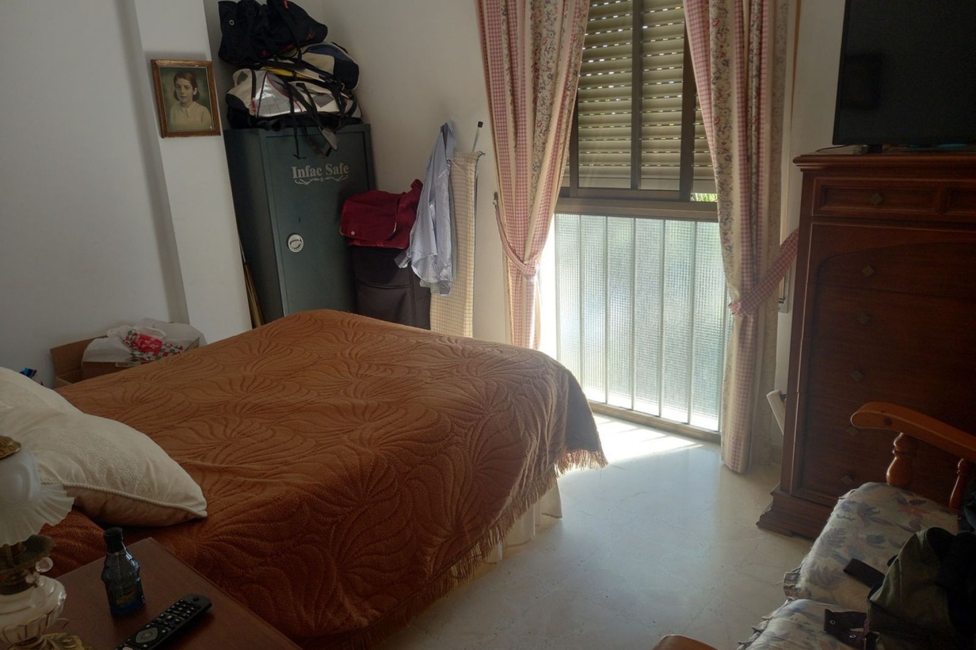 Resale - Villa - Estepona - Estepona Centro