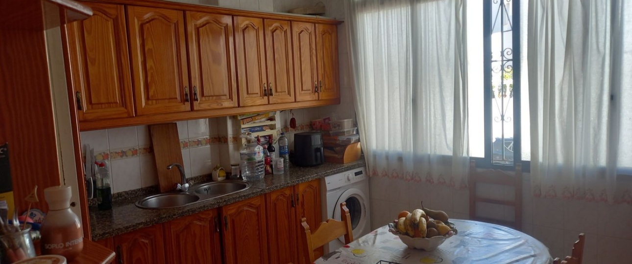 Resale - Villa - Estepona - Estepona Centro