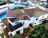 Resale - Villa - Estepona - Estepona Centro