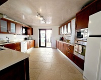 Resale - Villa - Estepona - Estepona Centro