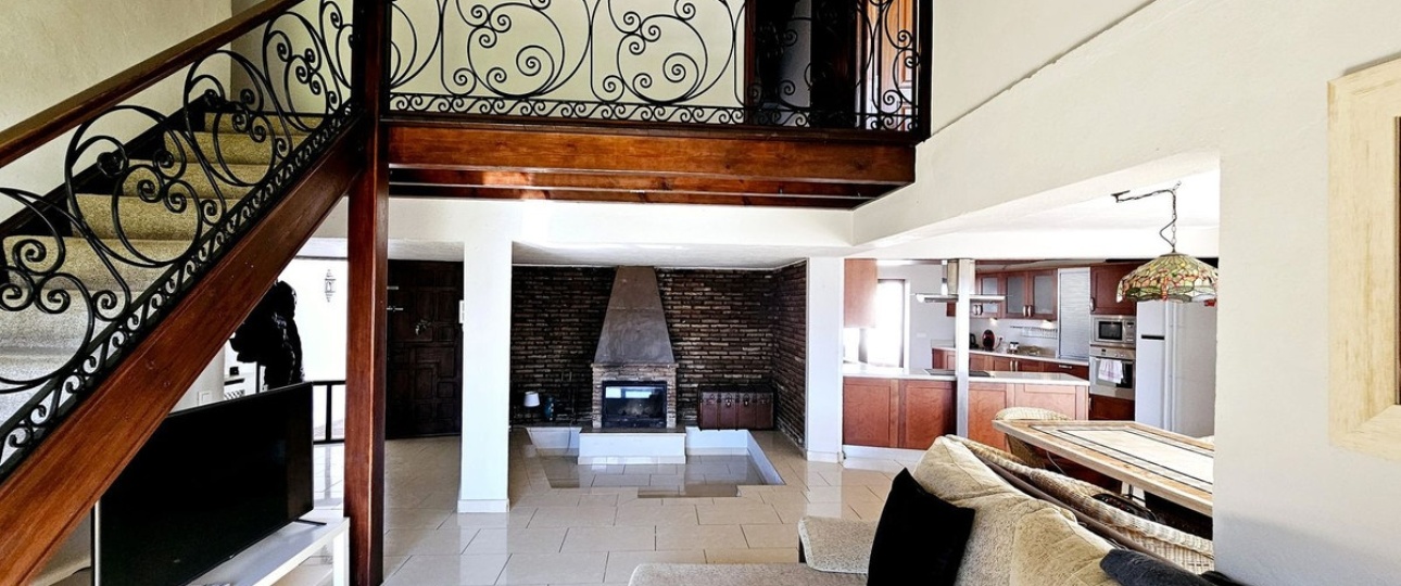 Resale - Villa - Estepona - Estepona Centro