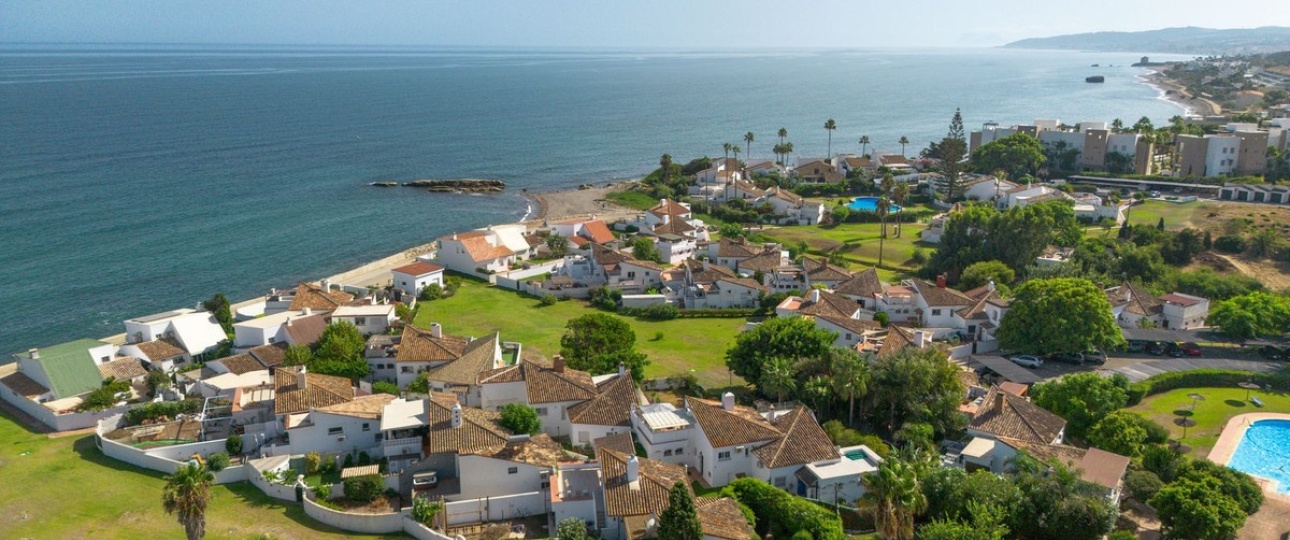 Resale - Villa - Estepona - Estepona Centro