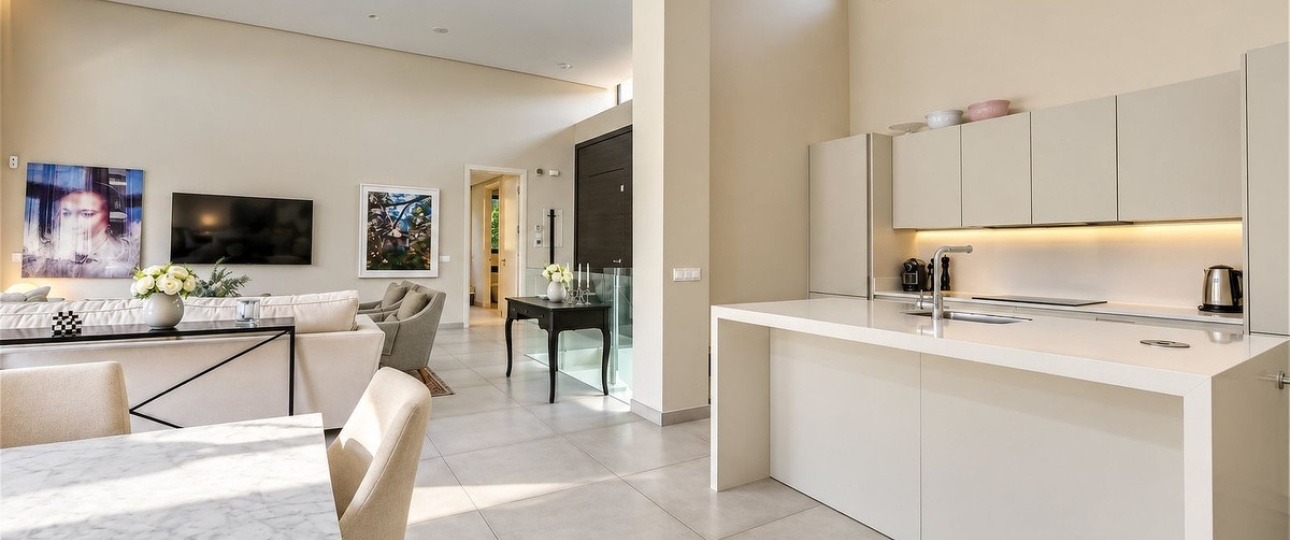 Resale - Villa - Estepona - Estepona Centro