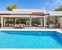 Resale - Villa - Estepona - Estepona Centro