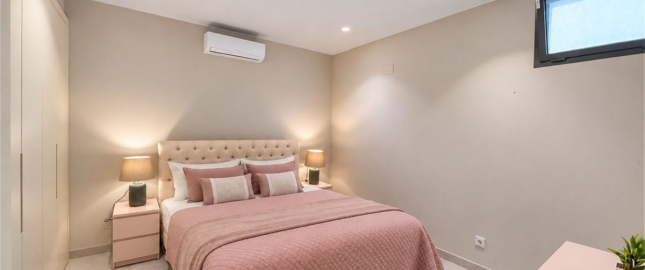 Resale - Villa - Estepona - Estepona Centro