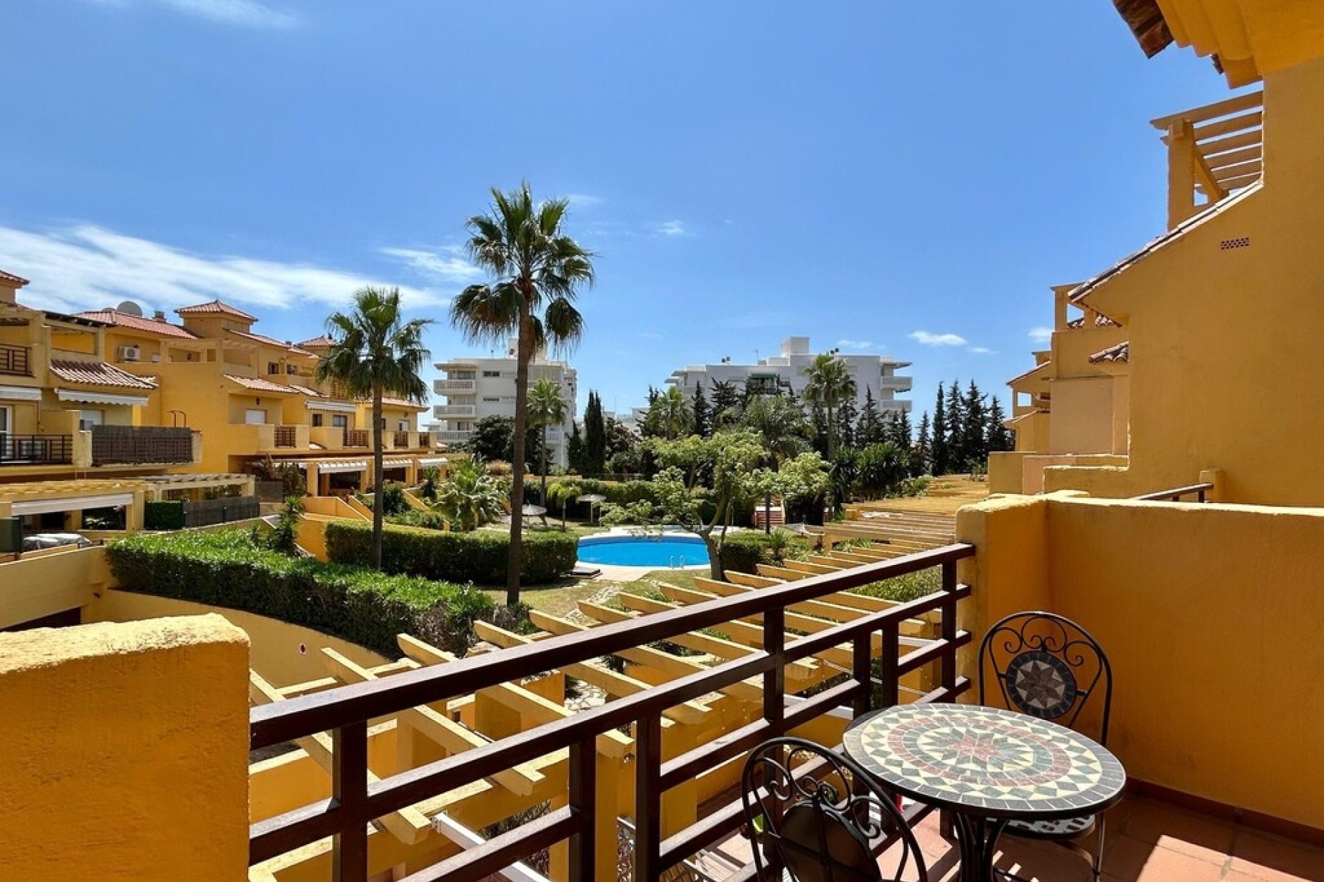 Resale - Villa - Estepona - Estepona Centro