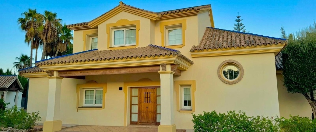 Resale - Villa - Estepona - Estepona Centro