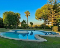 Resale - Villa - Estepona - Estepona Centro