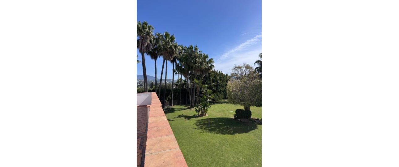 Resale - Villa - Estepona - Estepona Centro