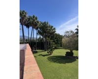 Resale - Villa - Estepona - Estepona Centro