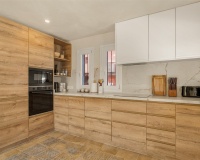 Resale - Villa - Estepona - Estepona Centro
