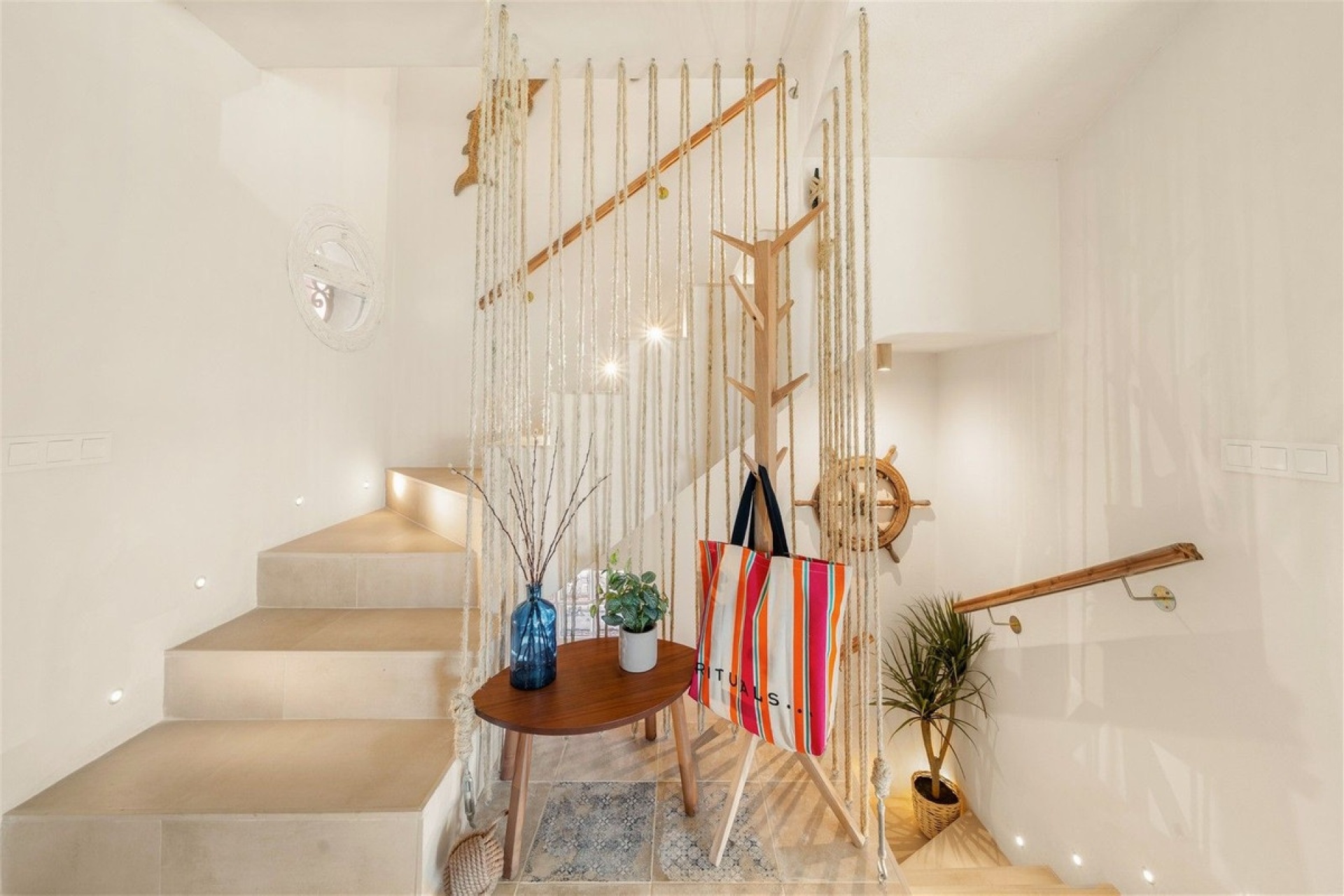 Resale - Villa - Estepona - Estepona Centro