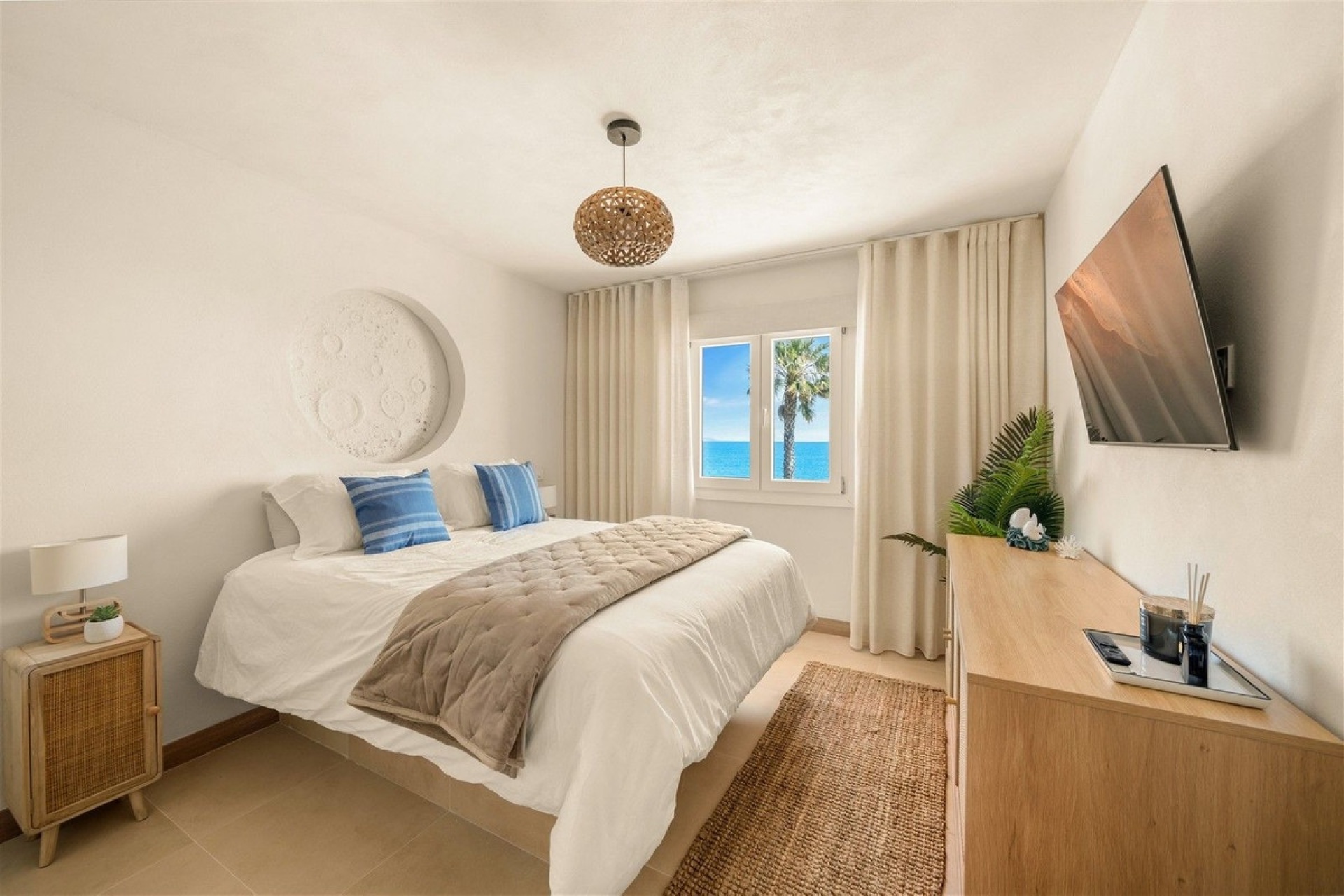 Resale - Villa - Estepona - Estepona Centro