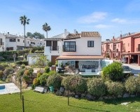 Resale - Villa - Estepona - Estepona Centro