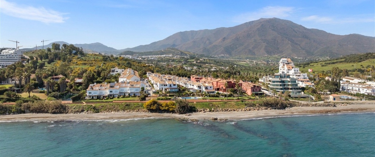 Resale - Villa - Estepona - Estepona Centro
