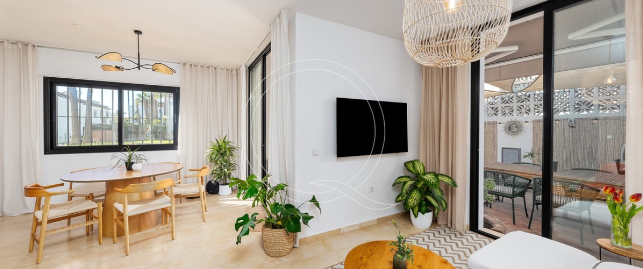 Resale - Villa - Estepona - Estepona Centro