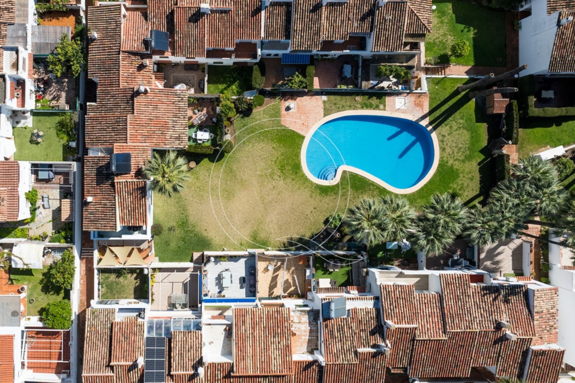 Resale - Villa - Estepona - Estepona Centro