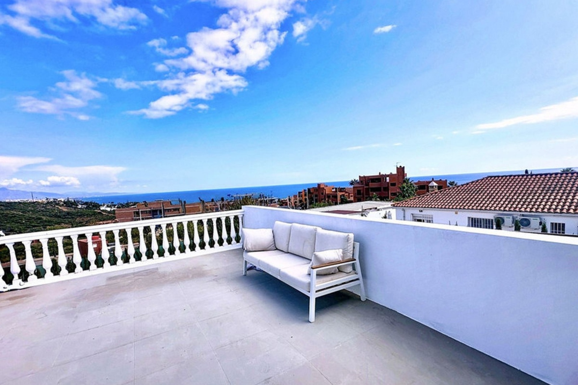 Resale - Villa - Estepona - Estepona Centro