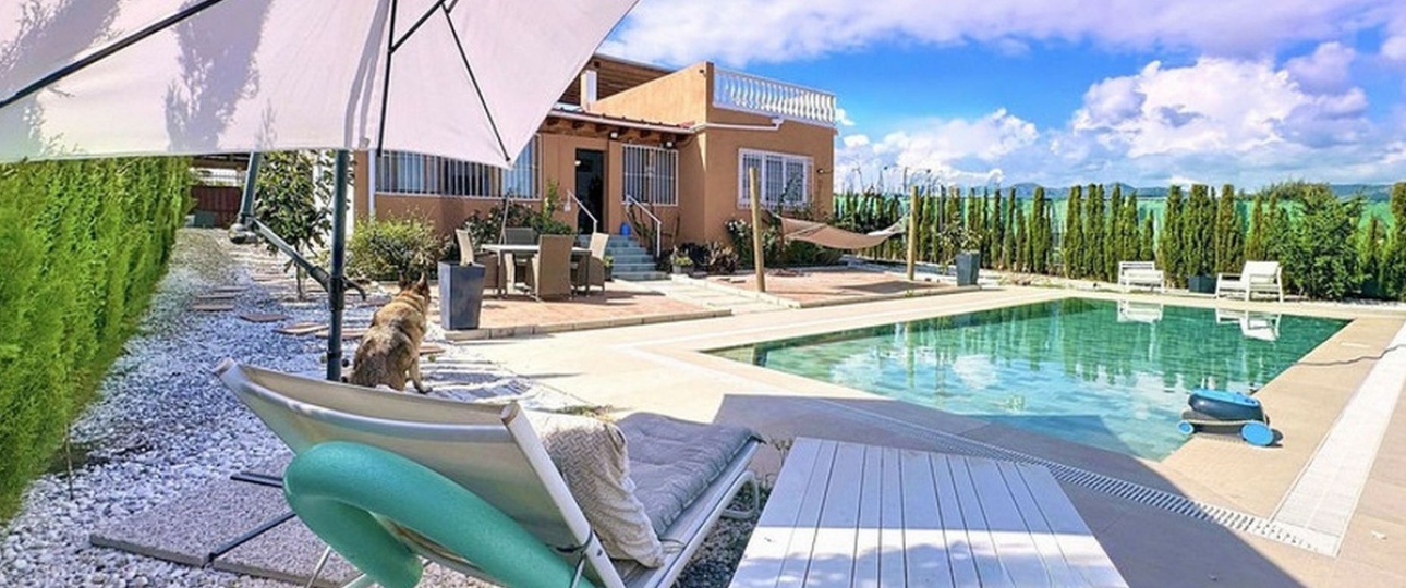 Resale - Villa - Estepona - Estepona Centro
