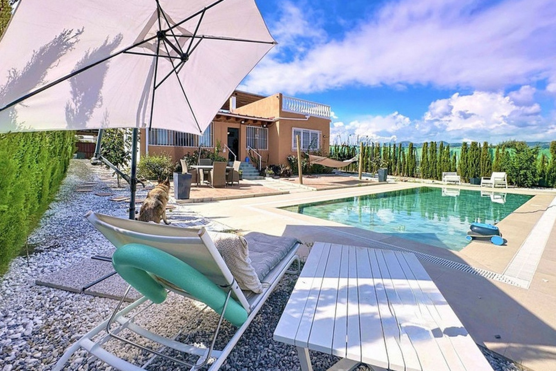 Resale - Villa - Estepona - Estepona Centro