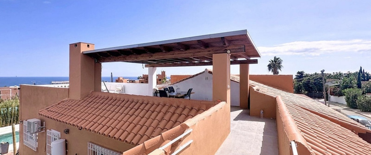 Resale - Villa - Estepona - Estepona Centro