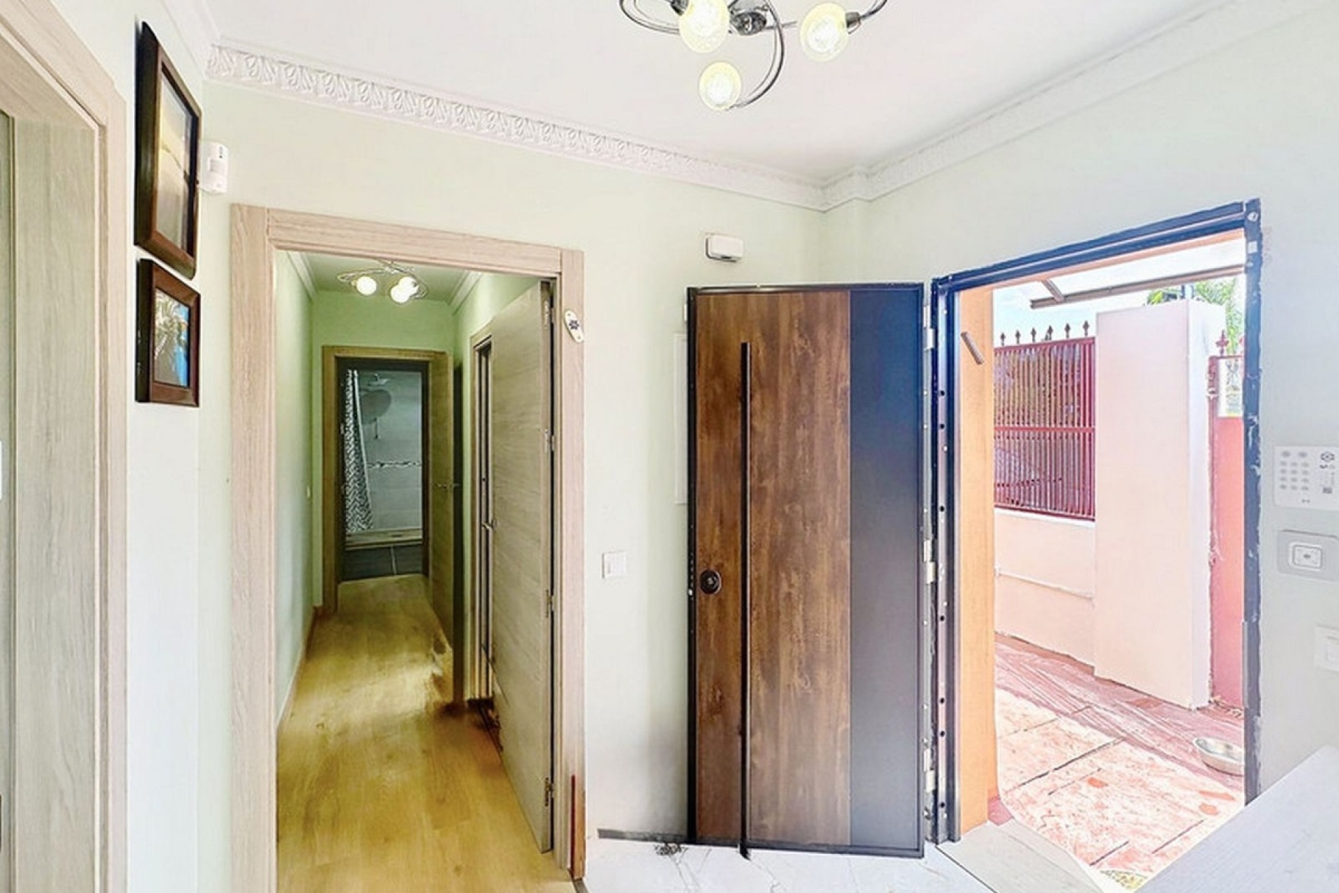 Resale - Villa - Estepona - Estepona Centro