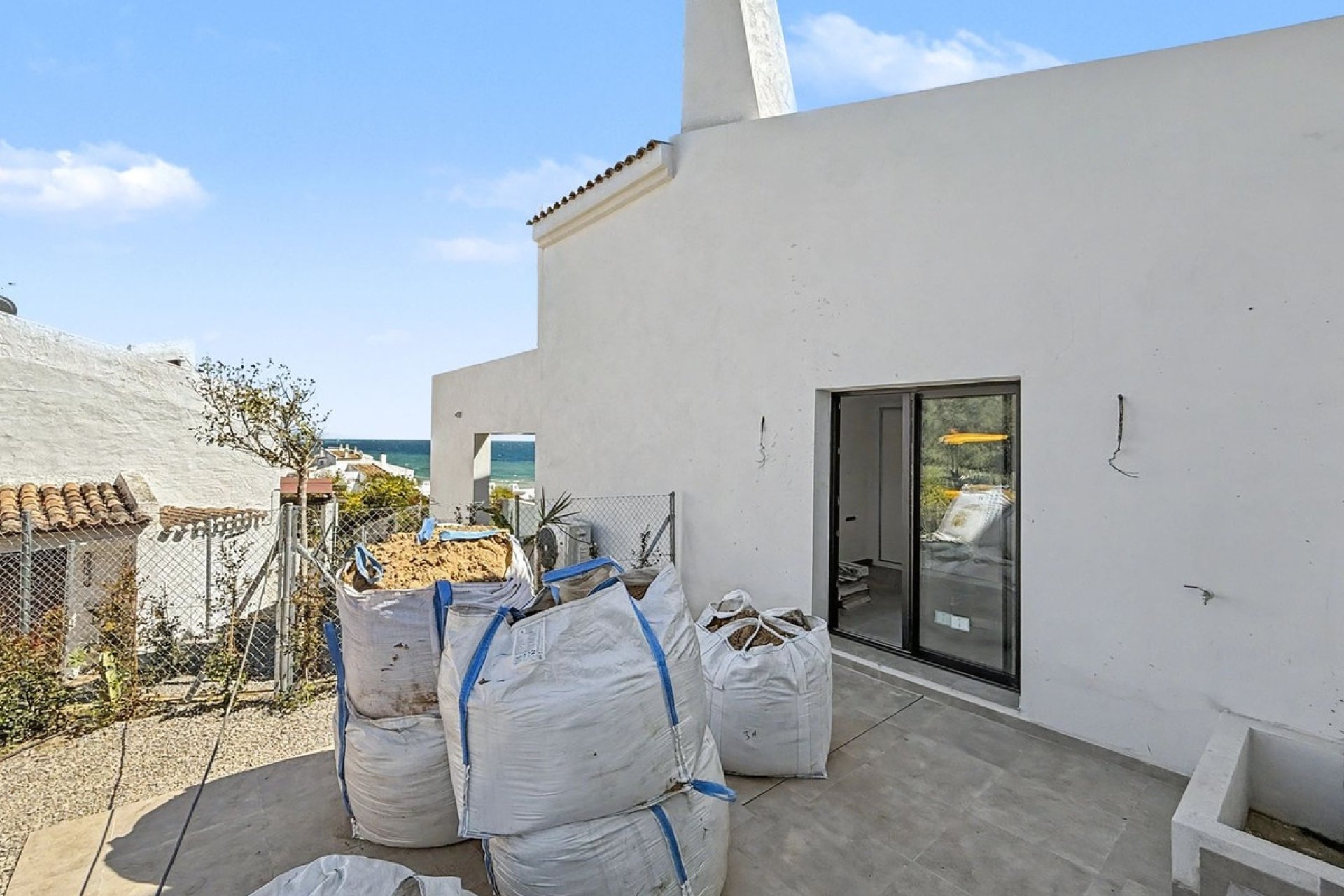 Resale - Villa - Estepona - Estepona Centro