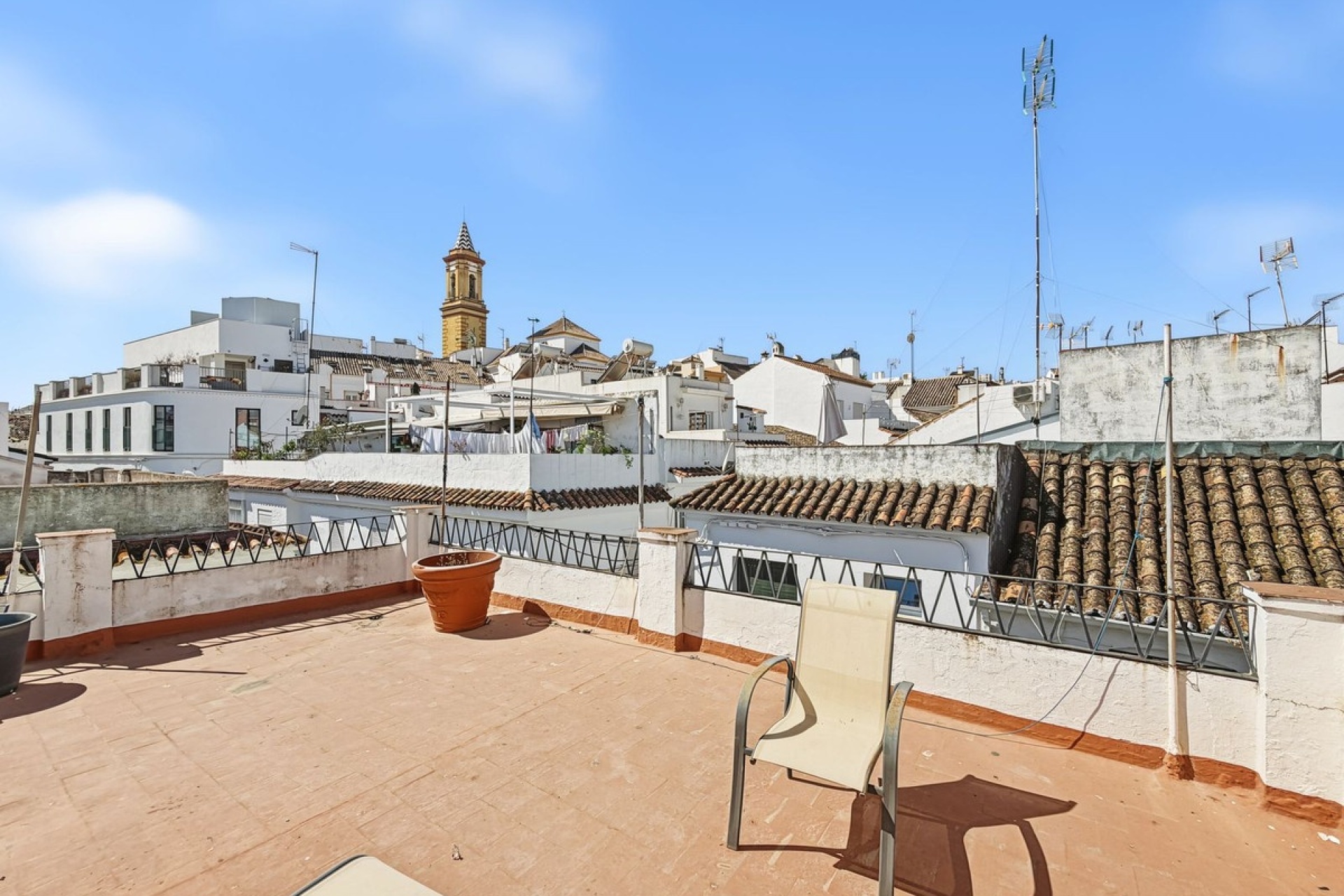 Resale - Villa - Estepona - Estepona Centro
