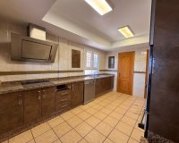 Resale - Villa - Estepona - Estepona Centro