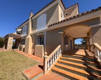 Resale - Villa - Estepona - Estepona Centro
