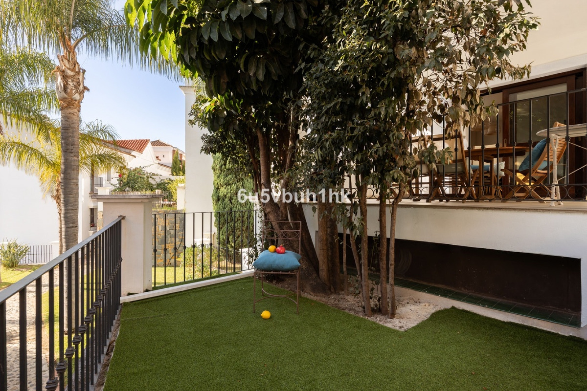Resale - Villa - Estepona - Estepona Centro