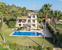 Resale - Villa - Estepona - Estepona Centro
