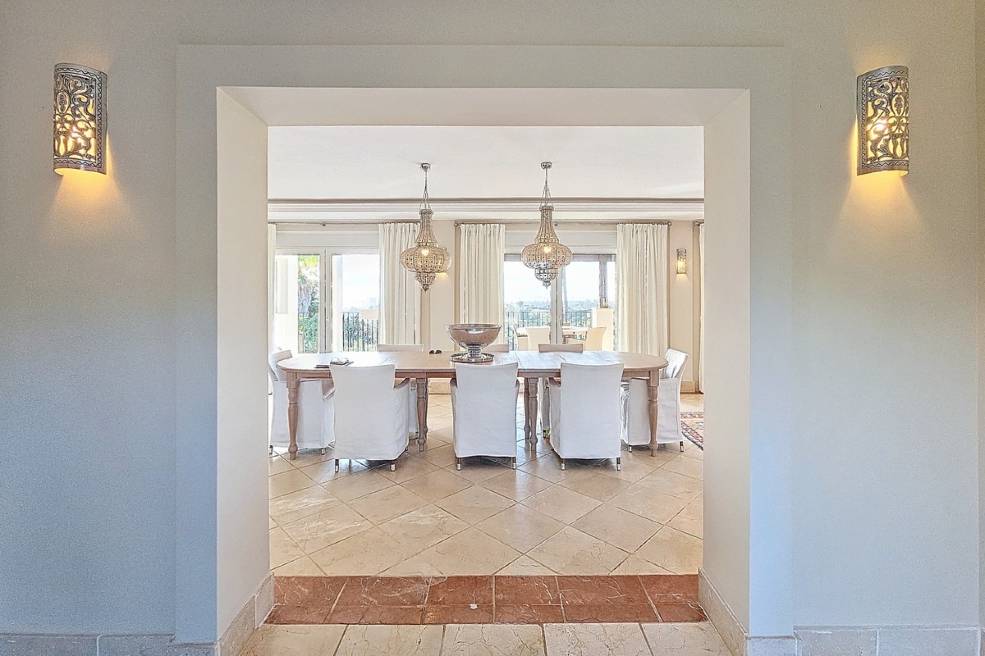 Resale - Villa - Estepona - Estepona Centro