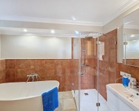 Resale - Villa - Estepona - Estepona Centro