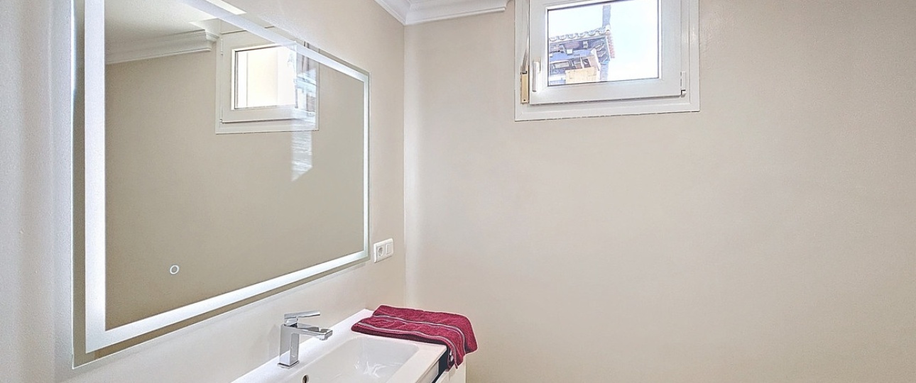 Resale - Villa - Estepona - Estepona Centro