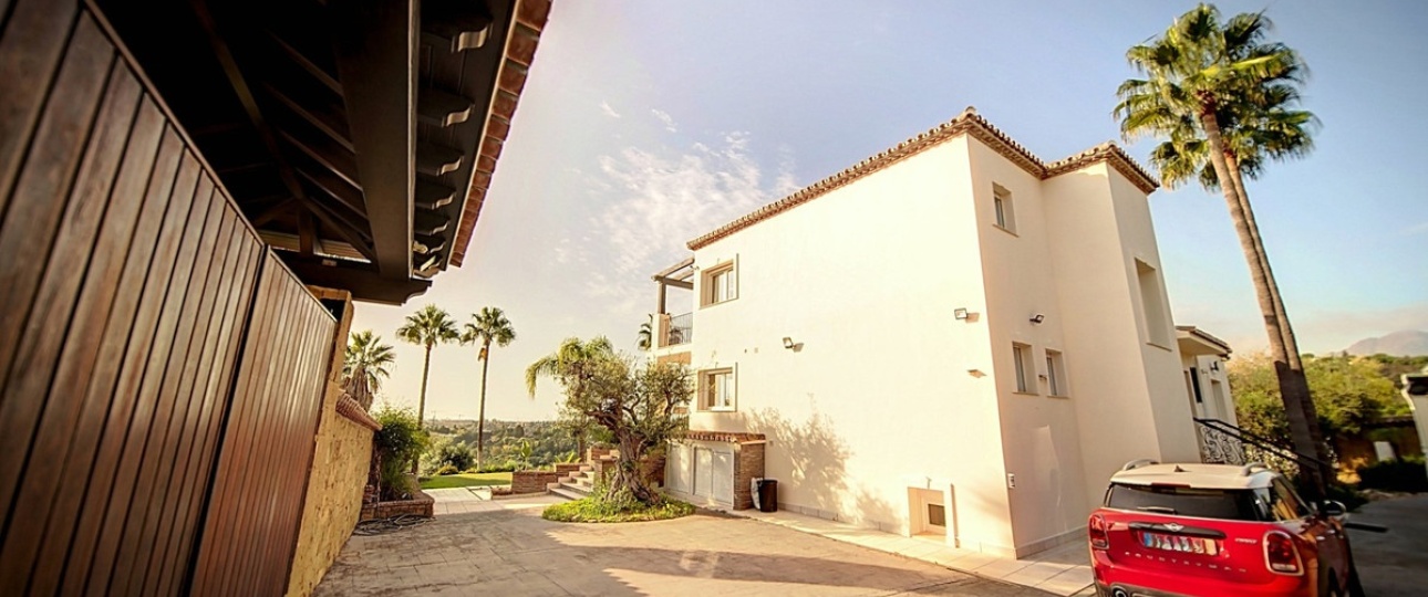 Resale - Villa - Estepona - Estepona Centro