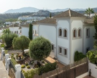 Resale - Villa - Estepona - Estepona Centro