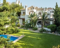 Resale - Villa - Estepona - Estepona Centro