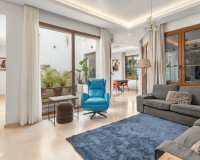 Resale - Villa - Estepona - Estepona Centro
