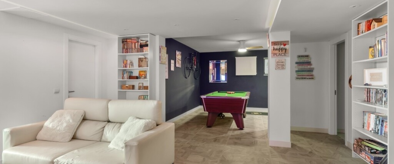Resale - Villa - Estepona - Estepona Centro