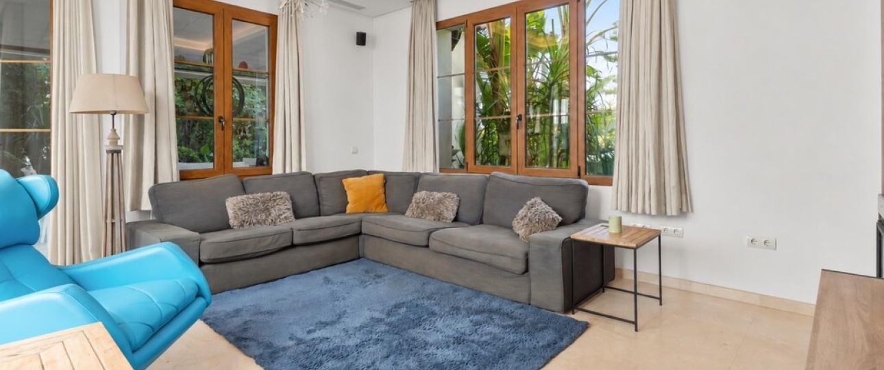 Resale - Villa - Estepona - Estepona Centro