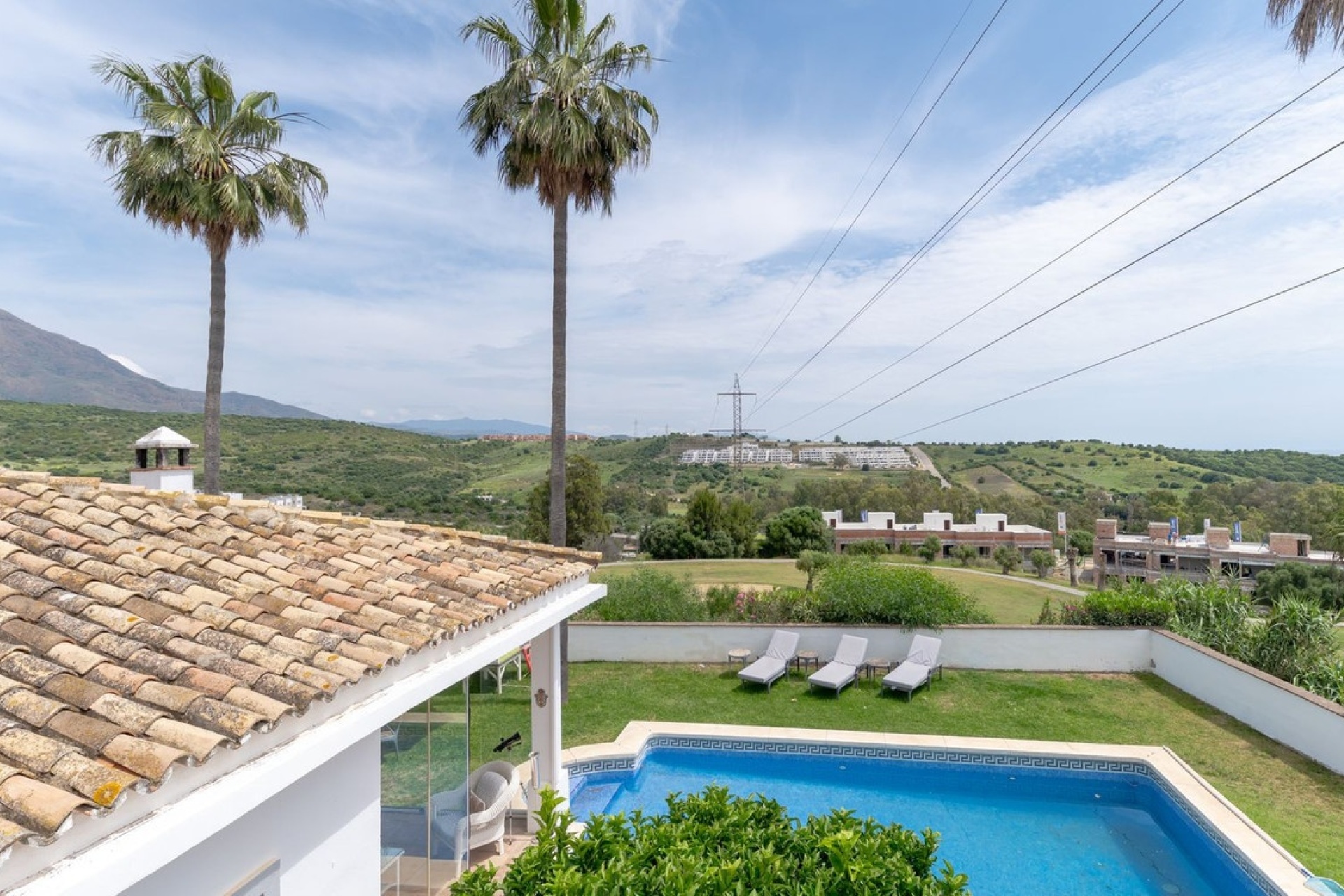Resale - Villa - Estepona - Estepona Centro