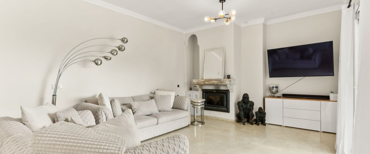 Resale - Villa - Estepona - Estepona Centro