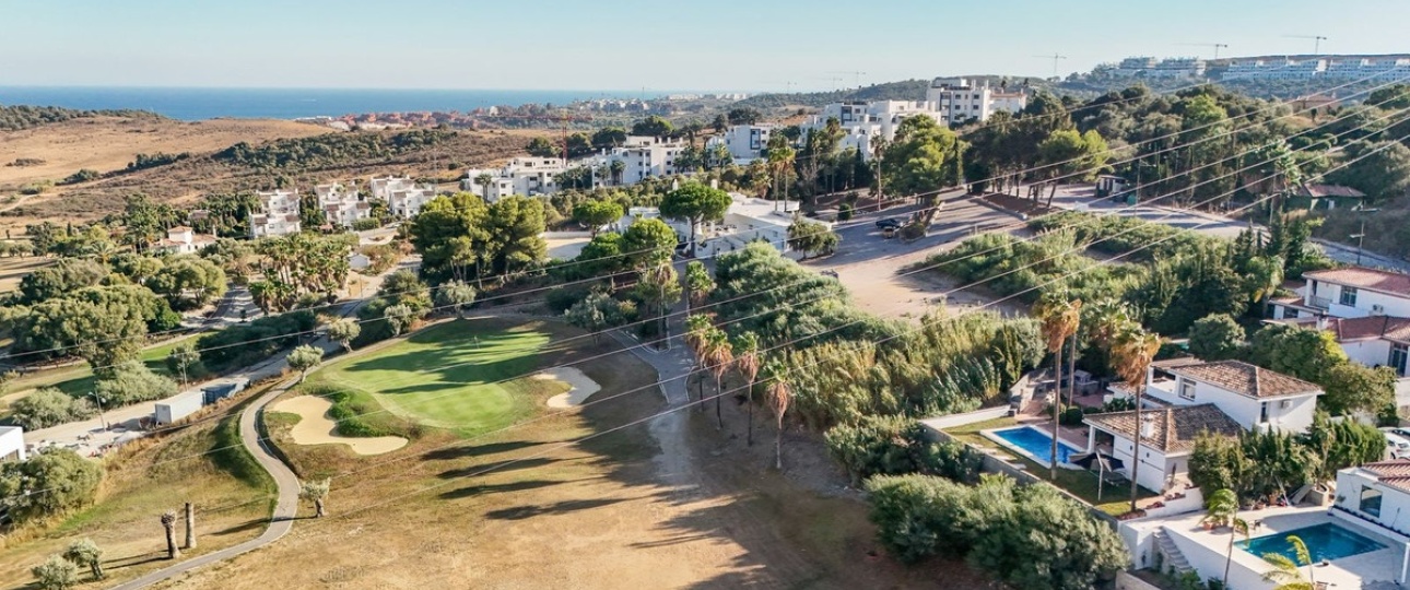 Resale - Villa - Estepona - Estepona Centro