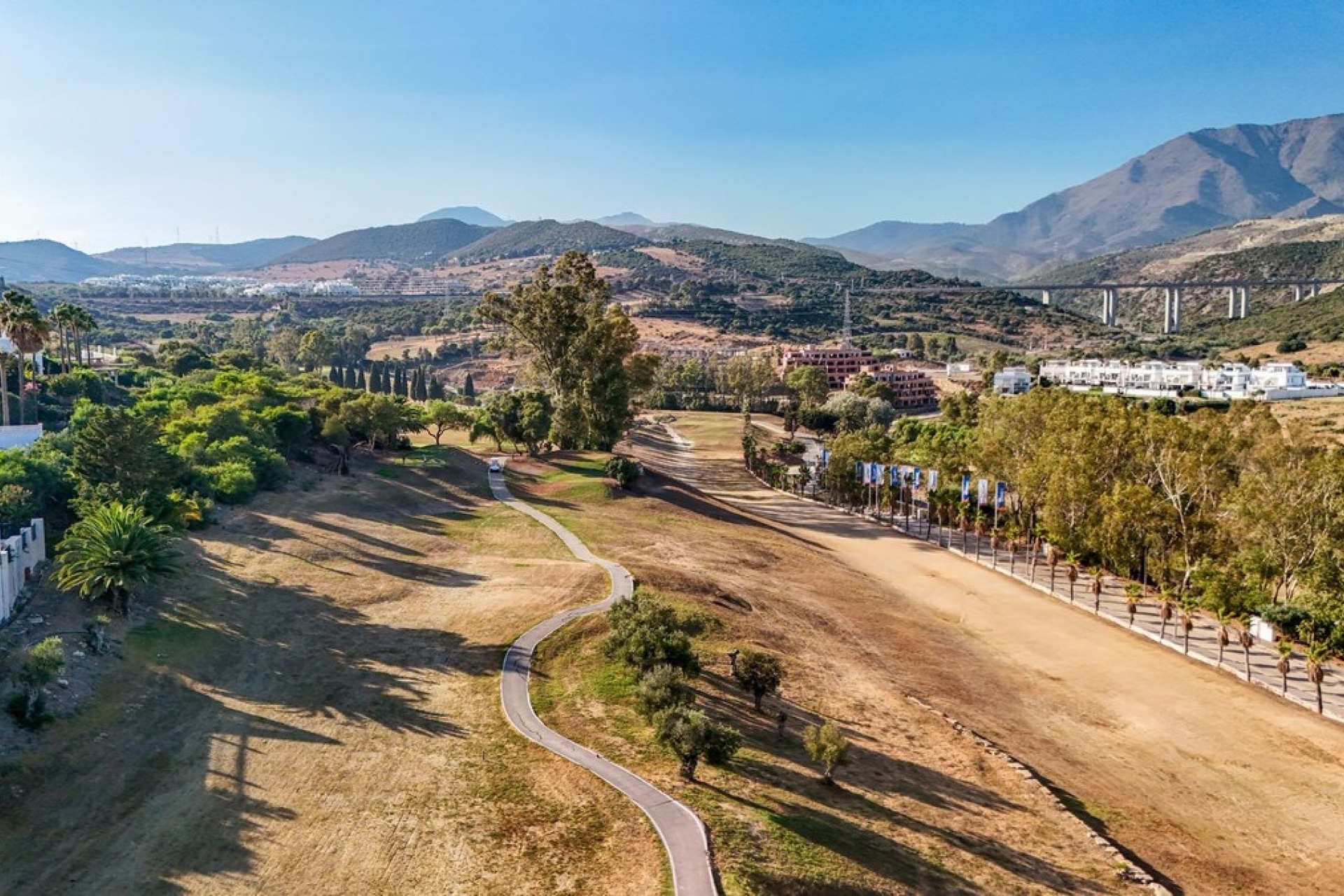 Resale - Villa - Estepona - Estepona Centro