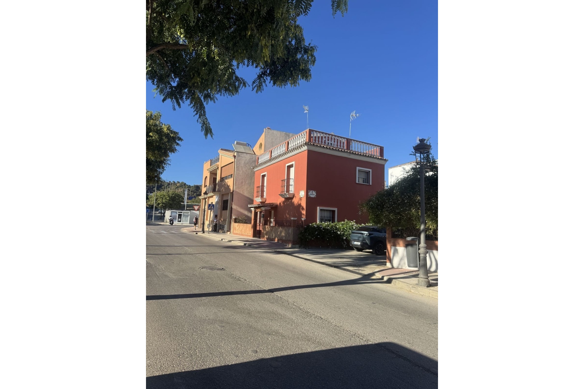 Resale - Villa - Estepona - Estepona Centro
