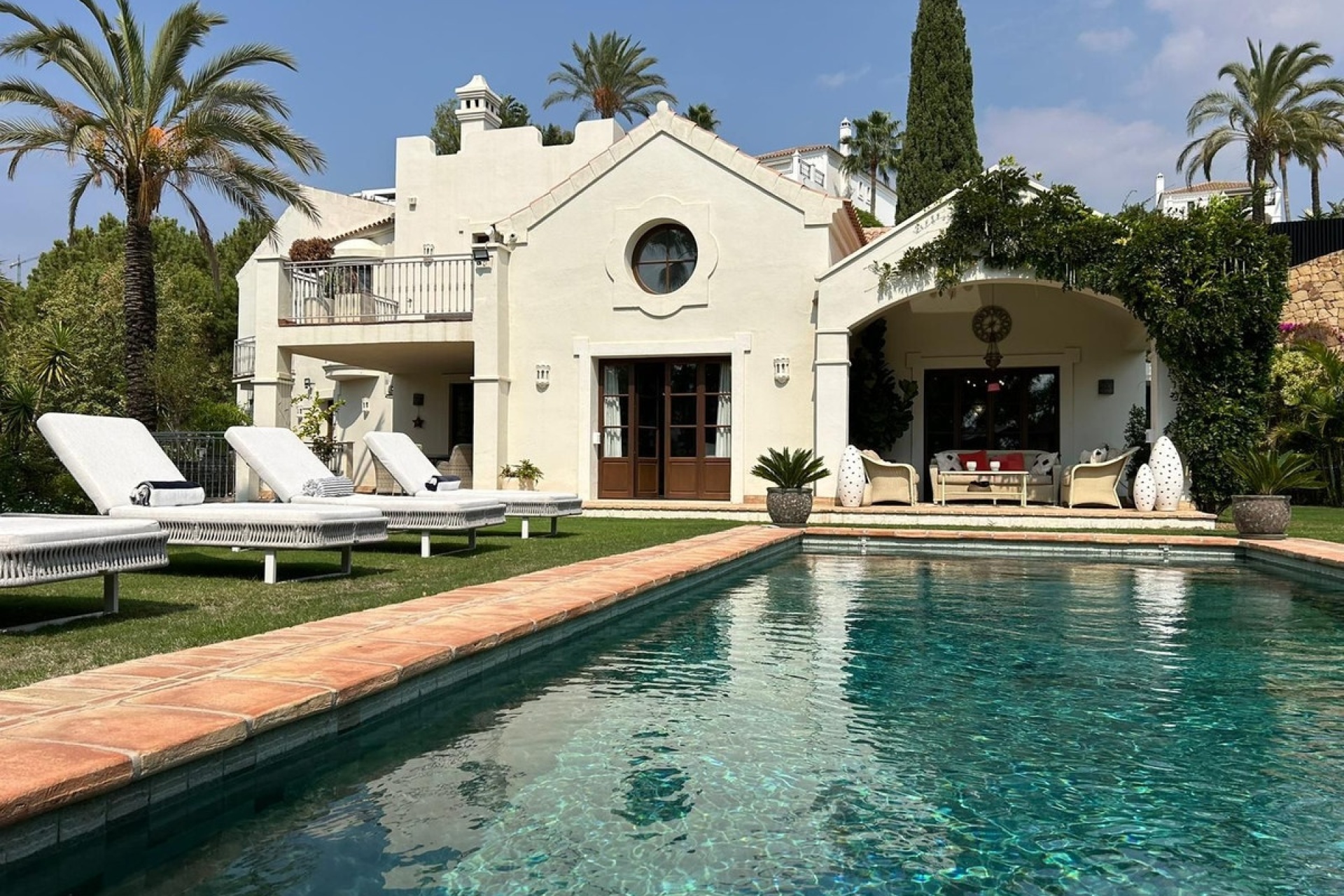 Resale - Villa - Estepona - Estepona Centro