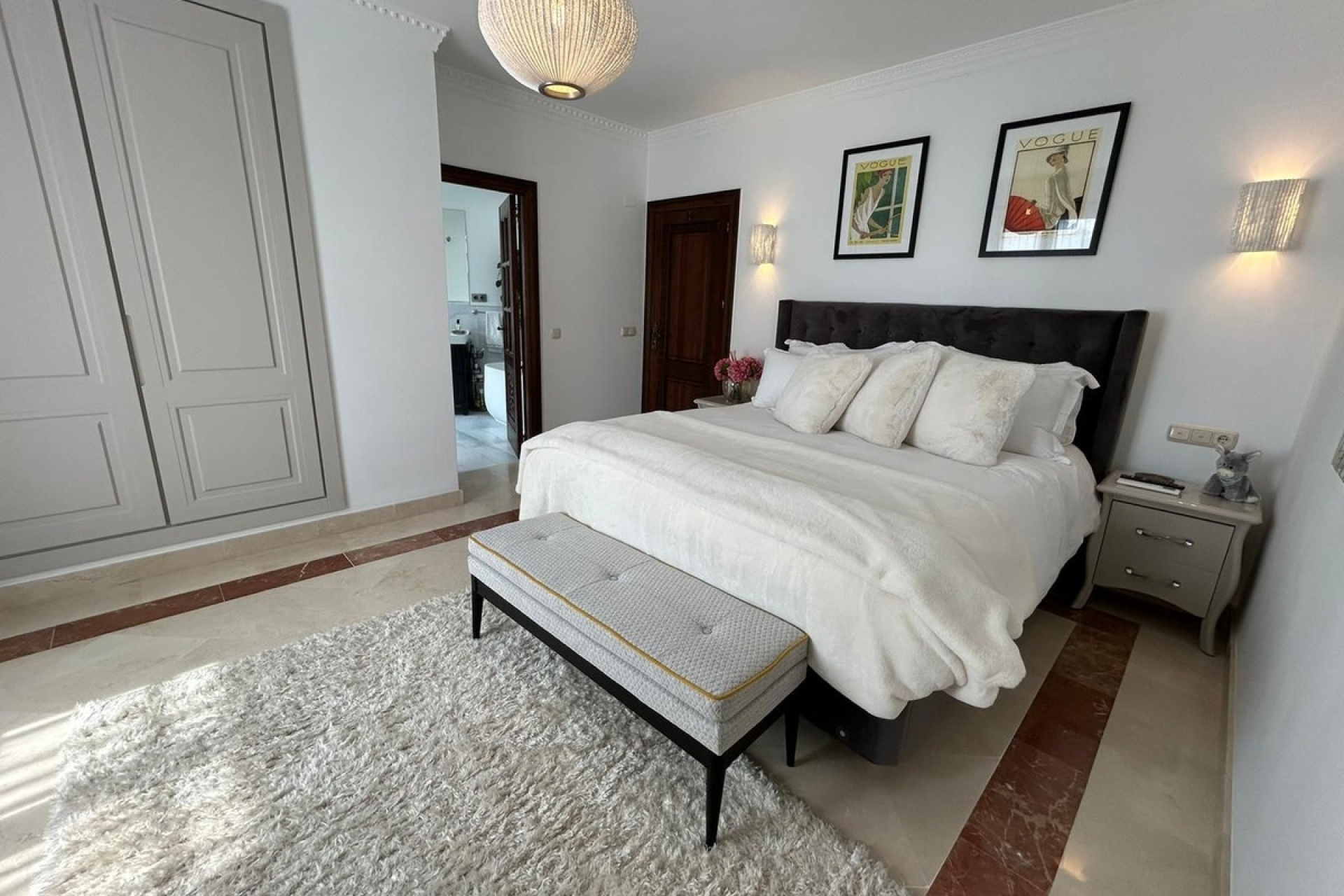 Resale - Villa - Estepona - Estepona Centro
