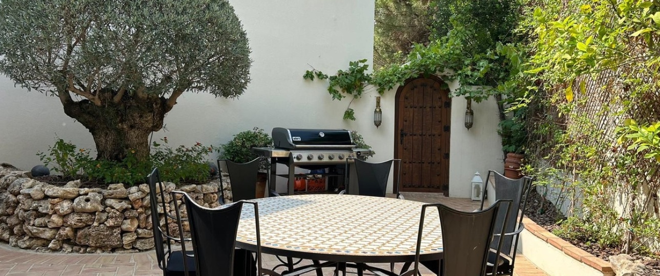 Resale - Villa - Estepona - Estepona Centro